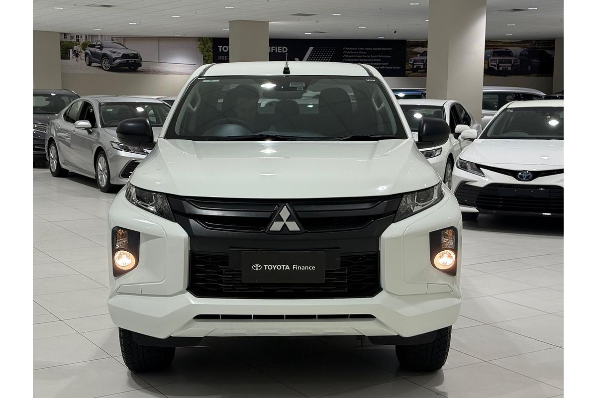 2022 Mitsubishi Triton GLX+ MR 4X4