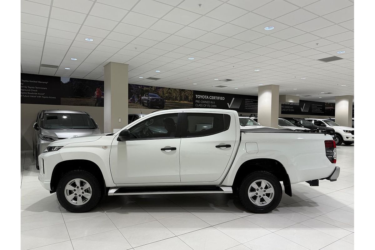 2022 Mitsubishi Triton GLX+ MR 4X4