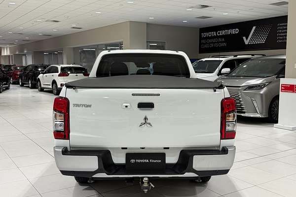 2022 Mitsubishi Triton GLX+ MR 4X4