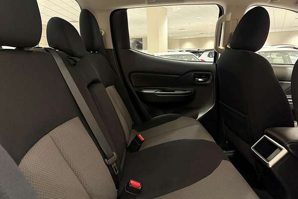 2022 Mitsubishi Triton GLX+ MR 4X4