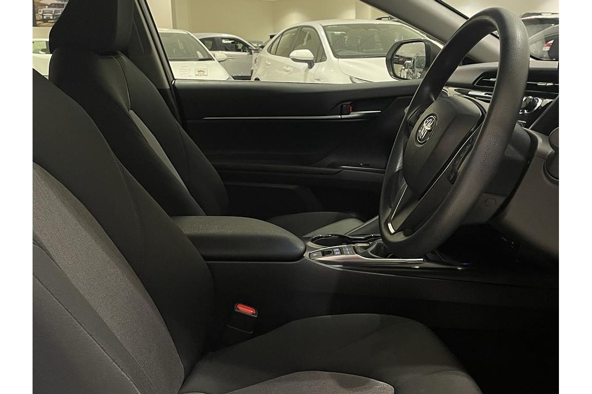 2020 Toyota Camry Ascent