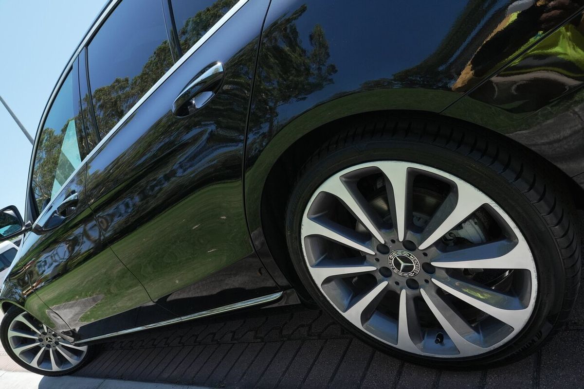 2017 Mercedes-Benz C-Class C300 W205