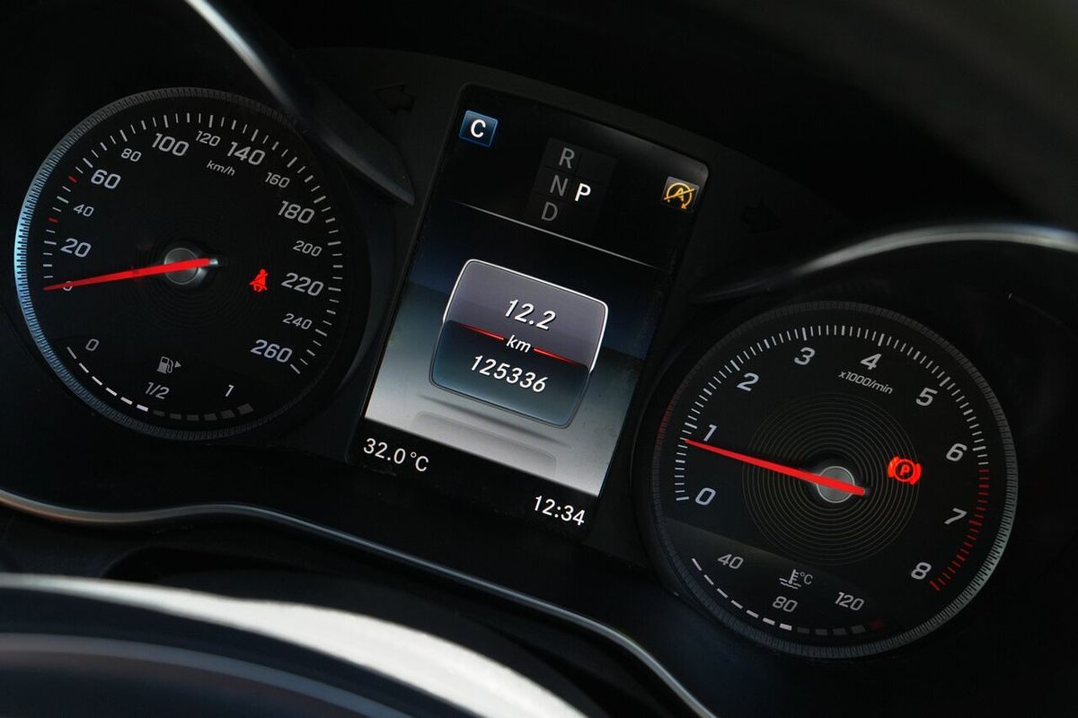 2017 Mercedes-Benz C-Class C300 W205