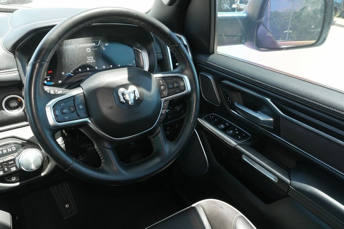 2023 RAM 1500 Laramie Sport RamBox DT 4X4 SWB