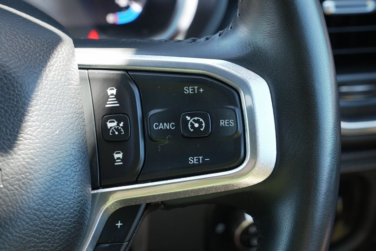 2023 RAM 1500 Laramie Sport RamBox DT 4X4 SWB