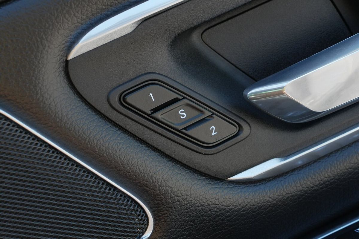 2023 RAM 1500 Laramie Sport RamBox DT 4X4 SWB