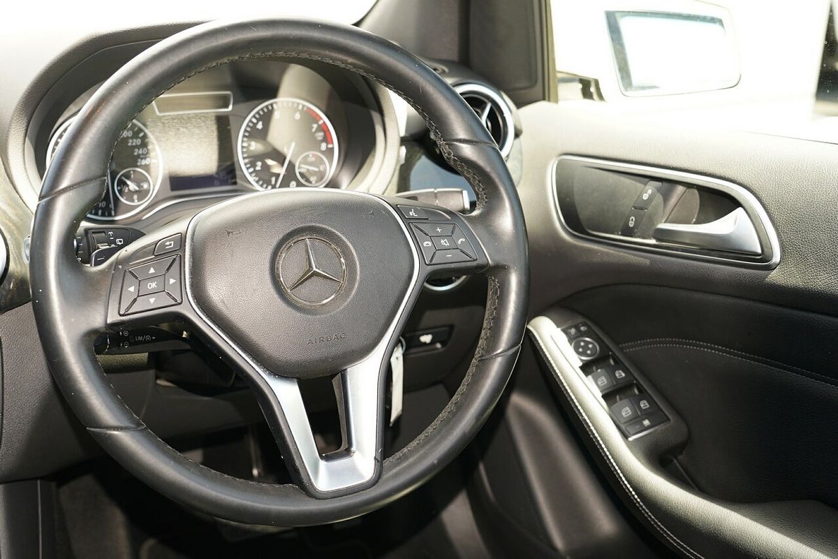 2013 Mercedes-Benz B-Class B200 W246