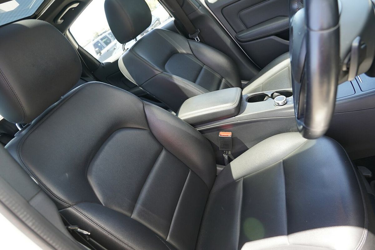 2013 Mercedes-Benz B-Class B200 W246