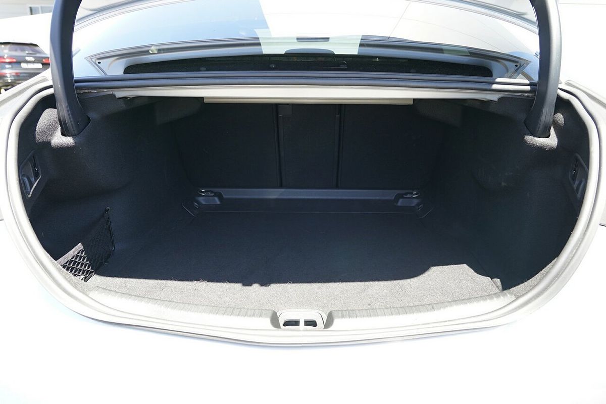 2022 Mercedes-Benz C-Class C200 W206