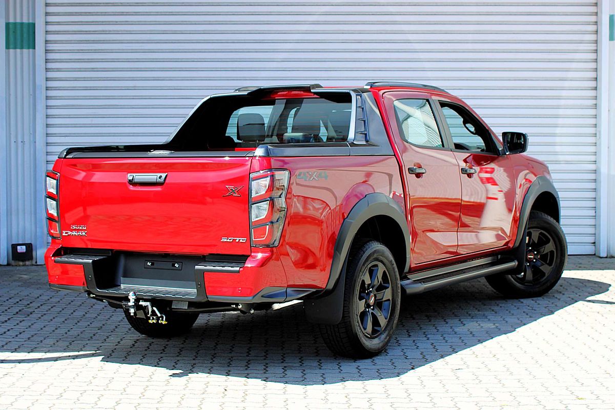 2025 Isuzu D-MAX X-TERRAIN 4X4