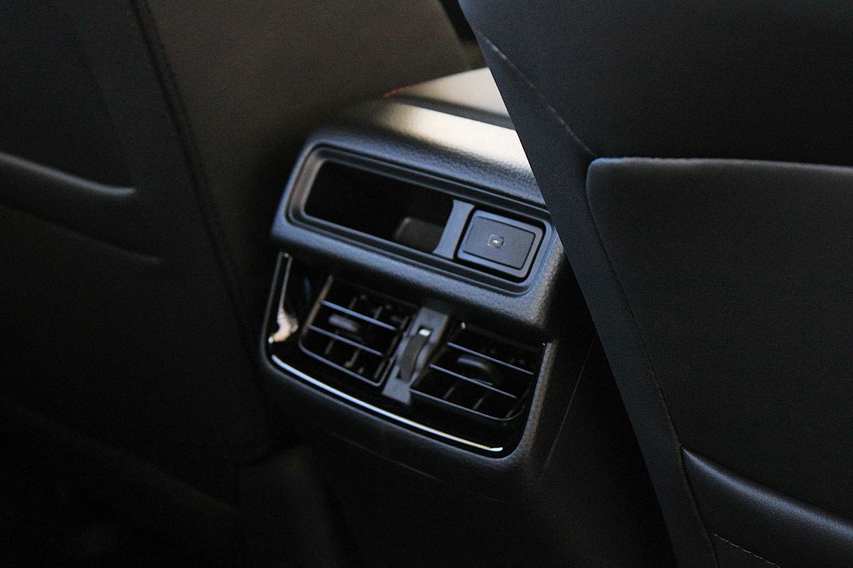 2025 Isuzu D-MAX X-TERRAIN 4X4