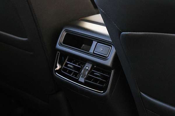 2025 Isuzu D-MAX X-TERRAIN 4X4