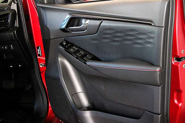 2025 Isuzu D-MAX X-TERRAIN 4X4