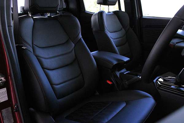 2025 Isuzu D-MAX X-TERRAIN 4X4