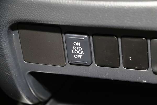 2015 Mitsubishi Triton Exceed MQ 4X4