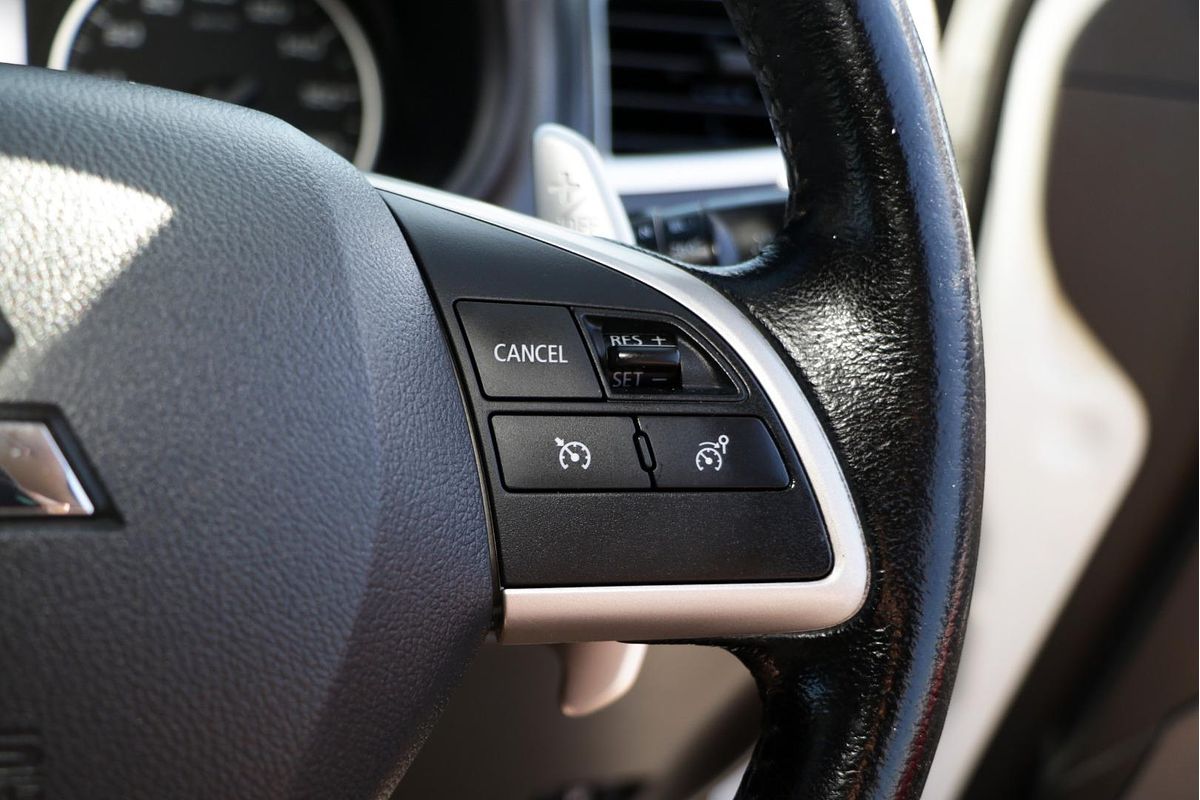 2015 Mitsubishi Triton Exceed MQ 4X4