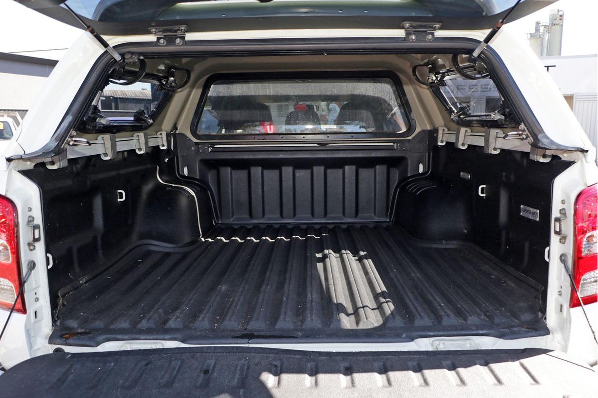 2015 Mitsubishi Triton Exceed MQ 4X4