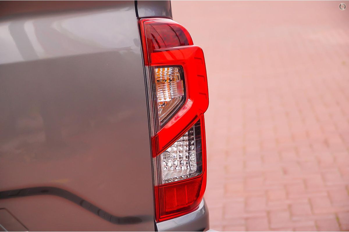 2025 Nissan Navara ST-X D23 4X4