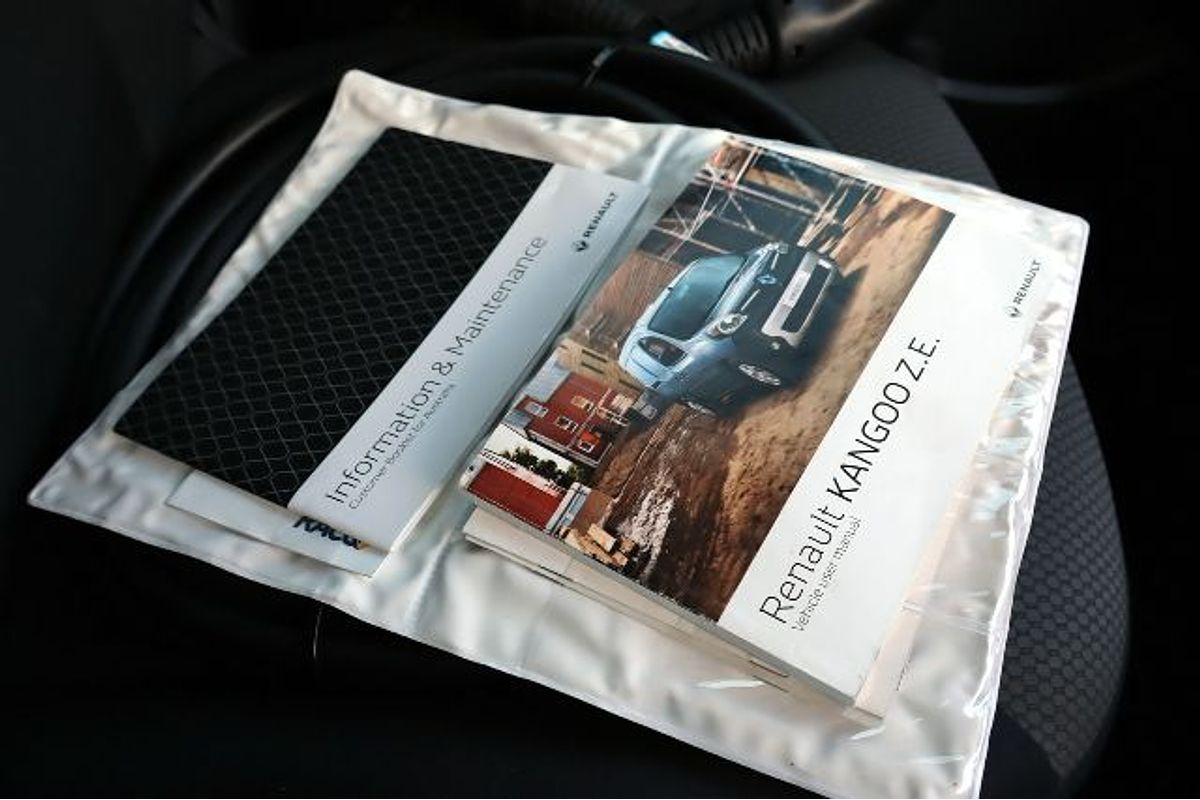 2021 Renault Kangoo Maxi Z.E F61 Phase II LWB