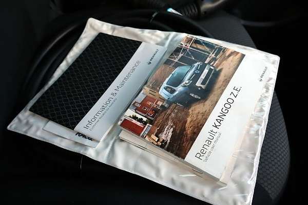 2021 Renault Kangoo Maxi Z.E F61 Phase II LWB