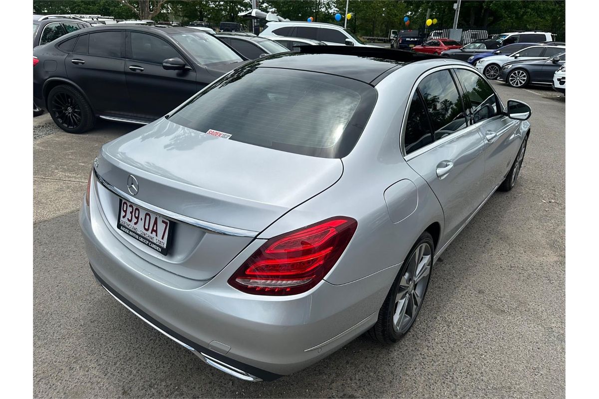 2014 Mercedes-Benz 200  205