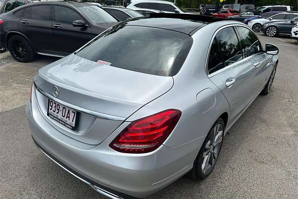 2014 Mercedes-Benz 200  205
