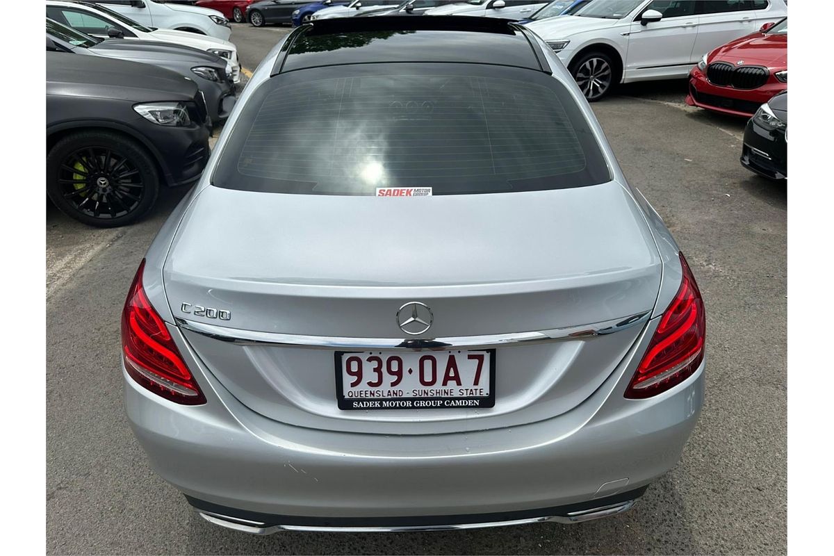 2014 Mercedes-Benz 200  205