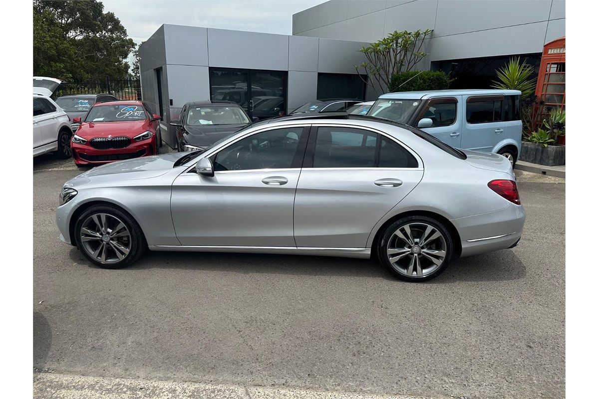 2014 Mercedes-Benz 200  205