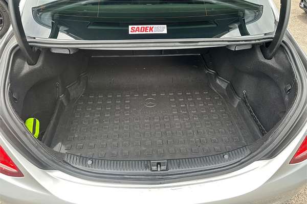 2014 Mercedes-Benz 200  205