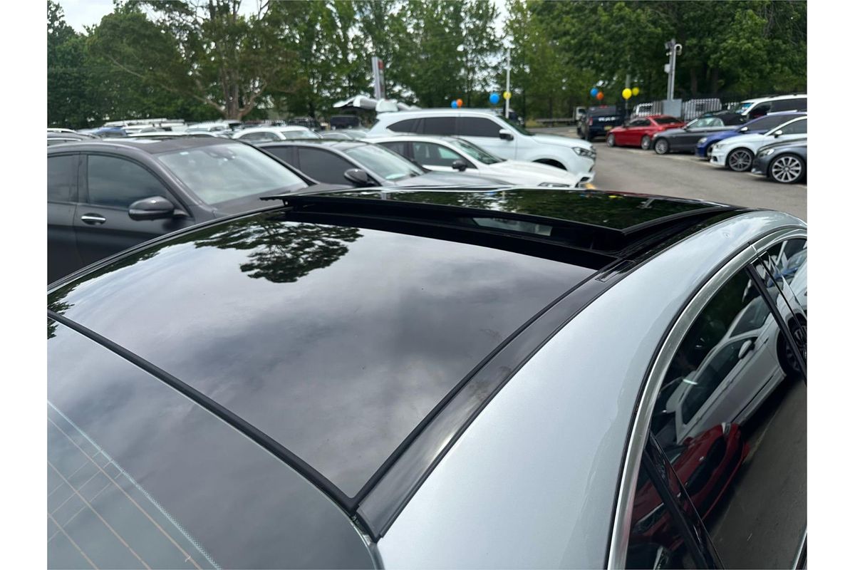 2014 Mercedes-Benz 200  205