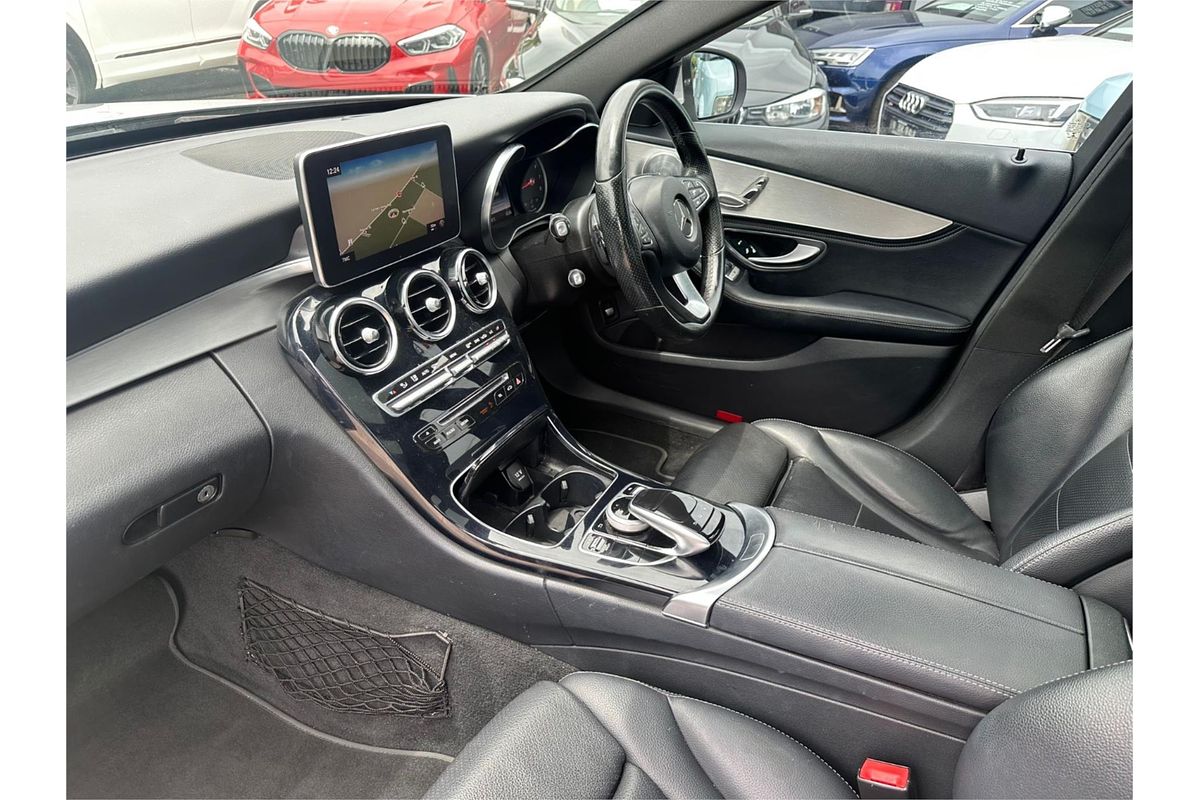 2014 Mercedes-Benz 200  205