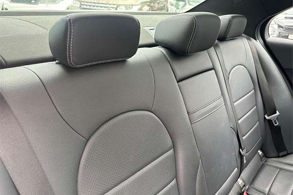 2014 Mercedes-Benz 200  205