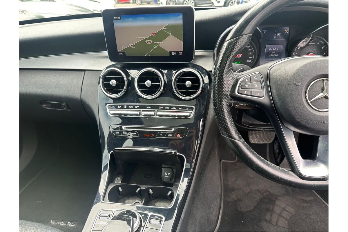 2014 Mercedes-Benz 200  205