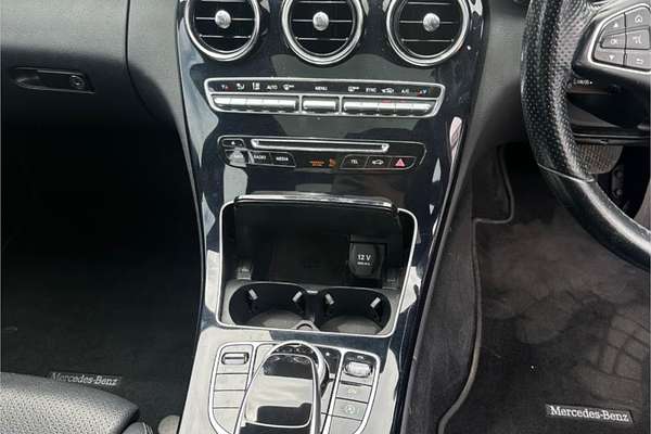 2014 Mercedes-Benz 200  205