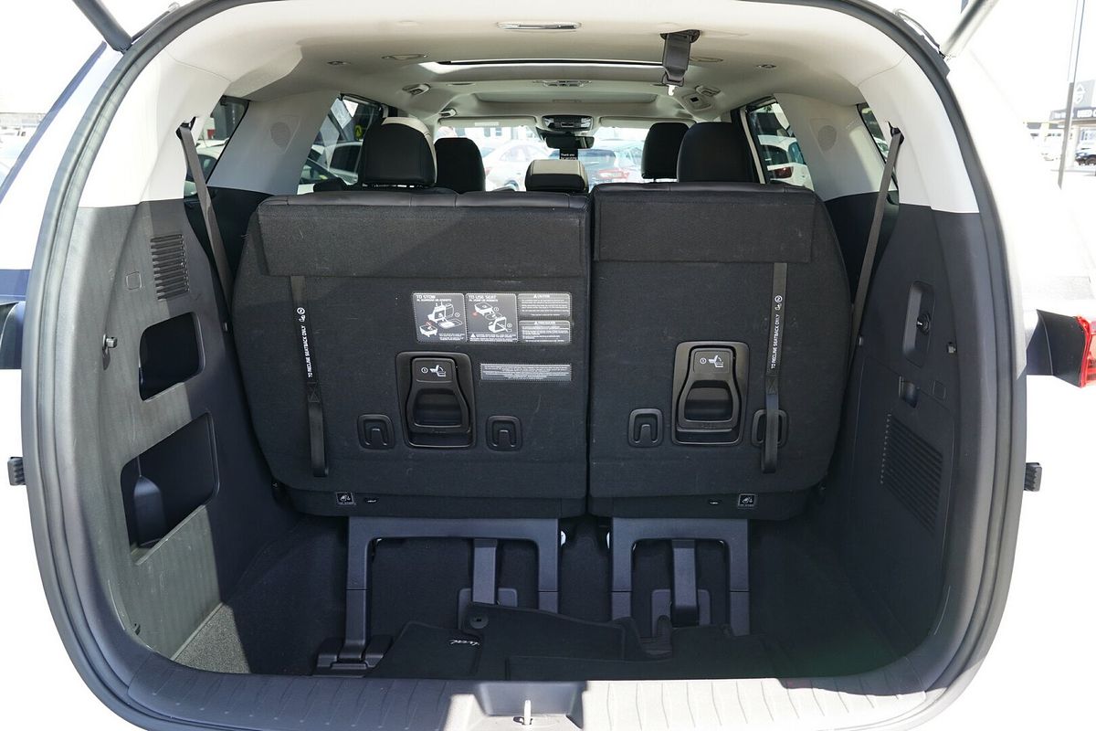 2022 Kia Carnival Platinum KA4