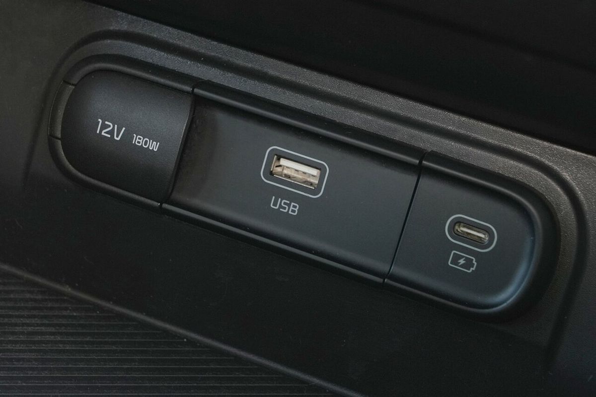 2022 Kia Sportage SX NQ5