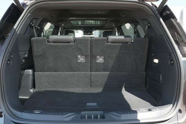 2022 Ford Everest Platinum 3.0L