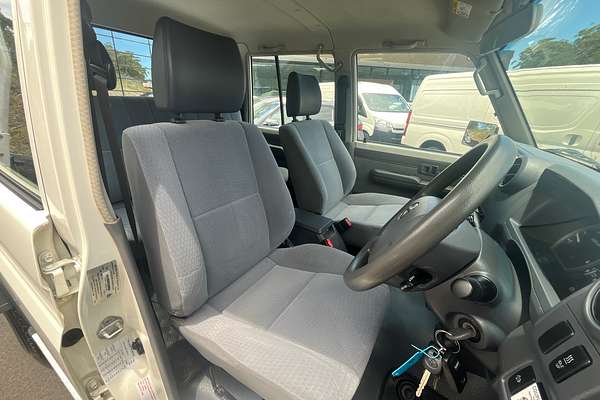 2020 Toyota Landcruiser GXL VDJ79R