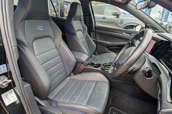 2024 Volkswagen Golf R 8