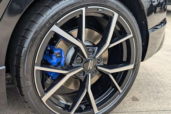 2024 Volkswagen Golf R 8