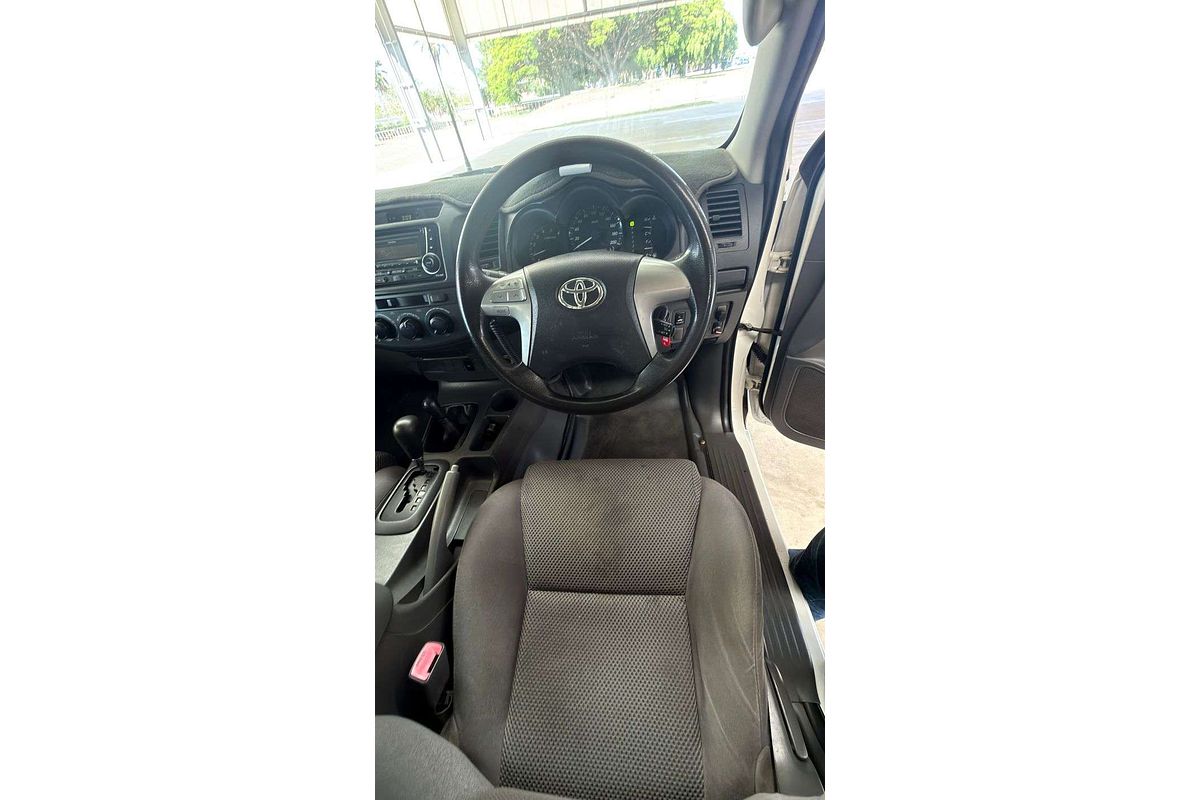 2013 Toyota Hilux SR KUN26R 4X4