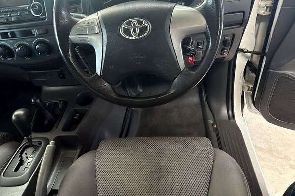 2013 Toyota Hilux SR KUN26R 4X4