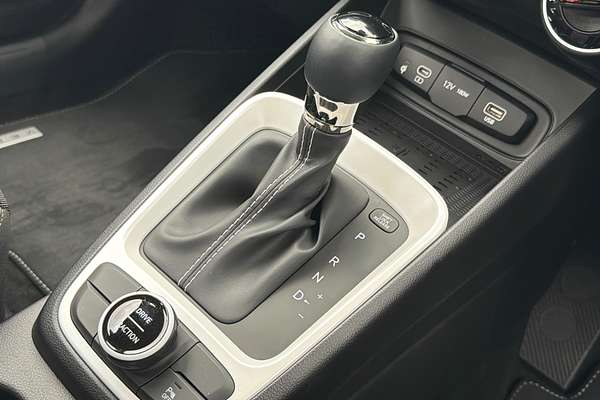 2025 Hyundai Venue Active QX.V5