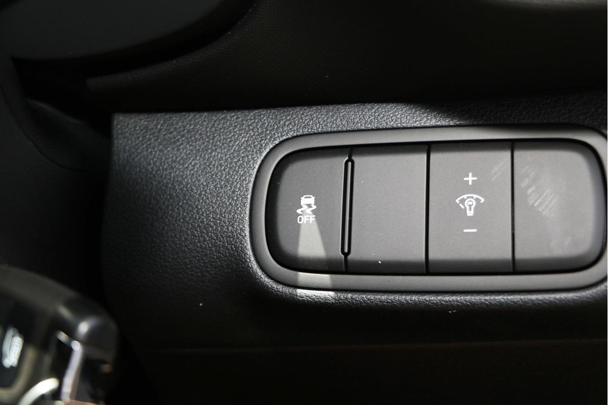 2025 Hyundai Venue Active QX.V5