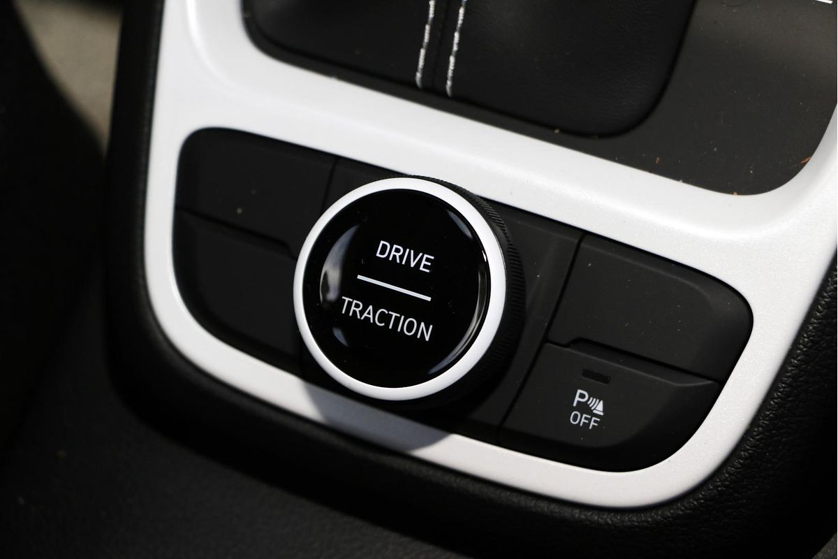 2025 Hyundai Venue Active QX.V5