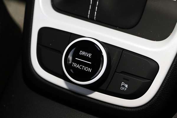 2025 Hyundai Venue Active QX.V5