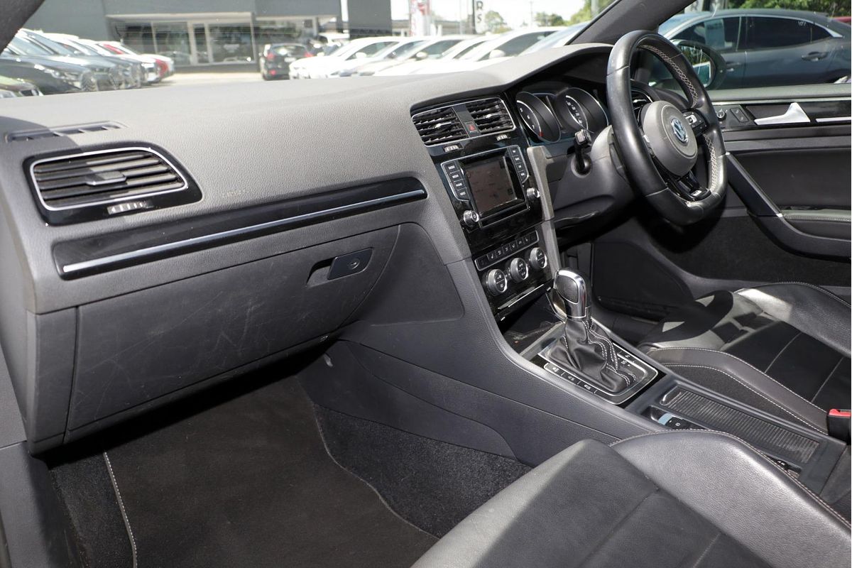 2014 Volkswagen Golf R 7