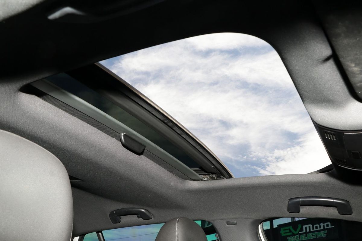 2014 Volkswagen Golf R 7