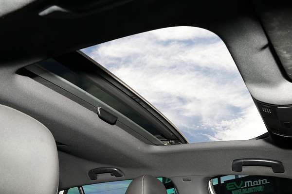 2014 Volkswagen Golf R 7