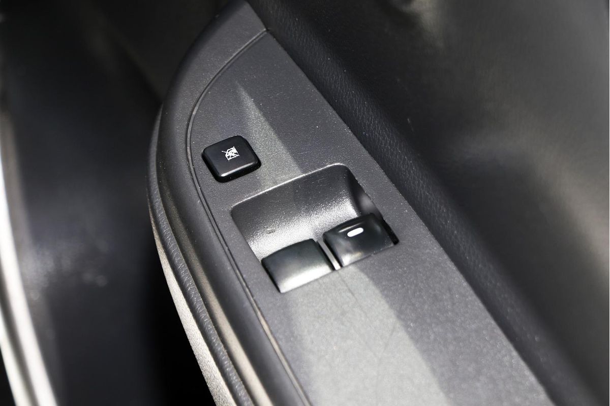 2020 Mitsubishi Triton GLX MR Rear Wheel Drive